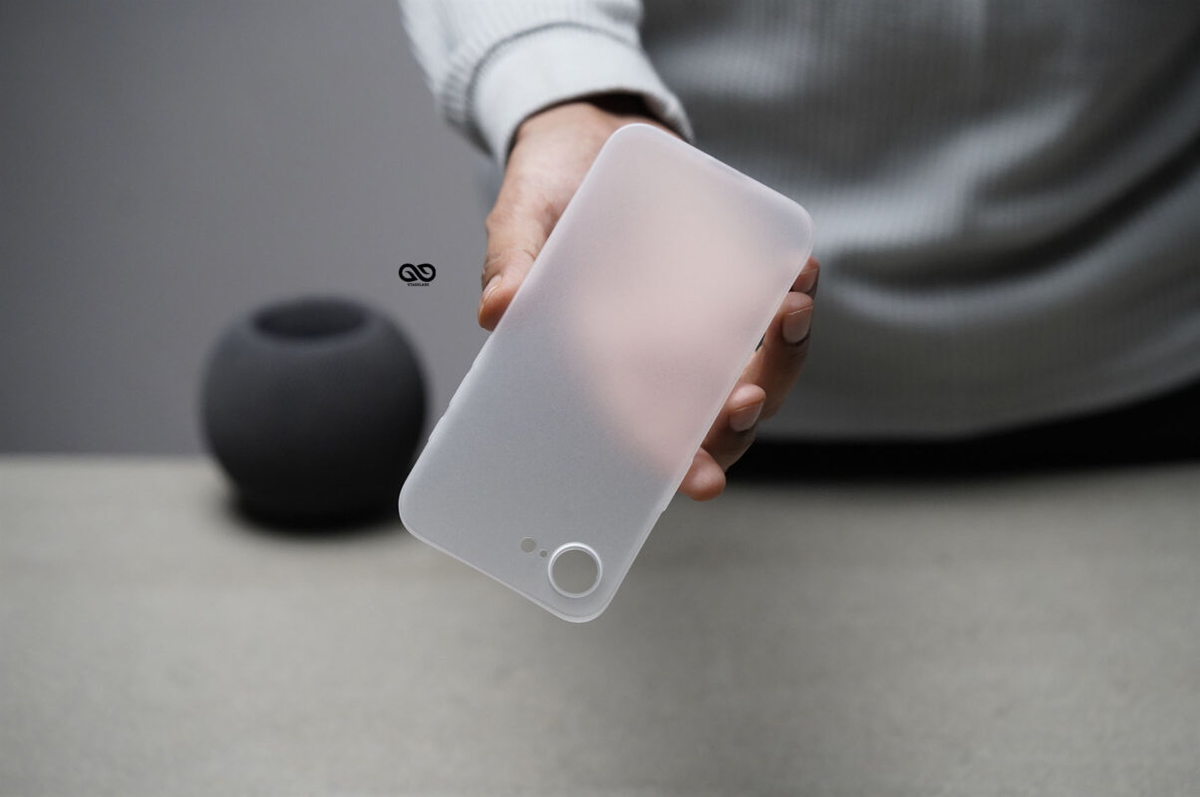 Frosted White Ultra Thin Case for iPhone 16e