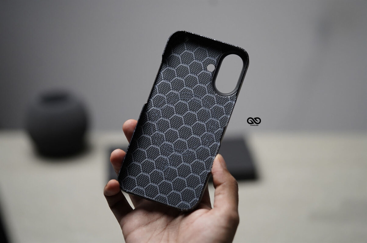 Magsafe Devil Comb Real Aramid Carbon Fiber Case For iPhone 16