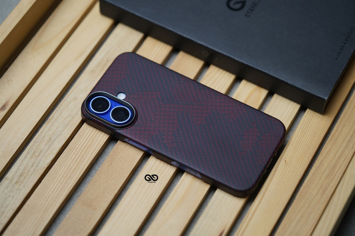 Magsafe Red Sea Real Aramid Carbon Fiber Case For iPhone 16