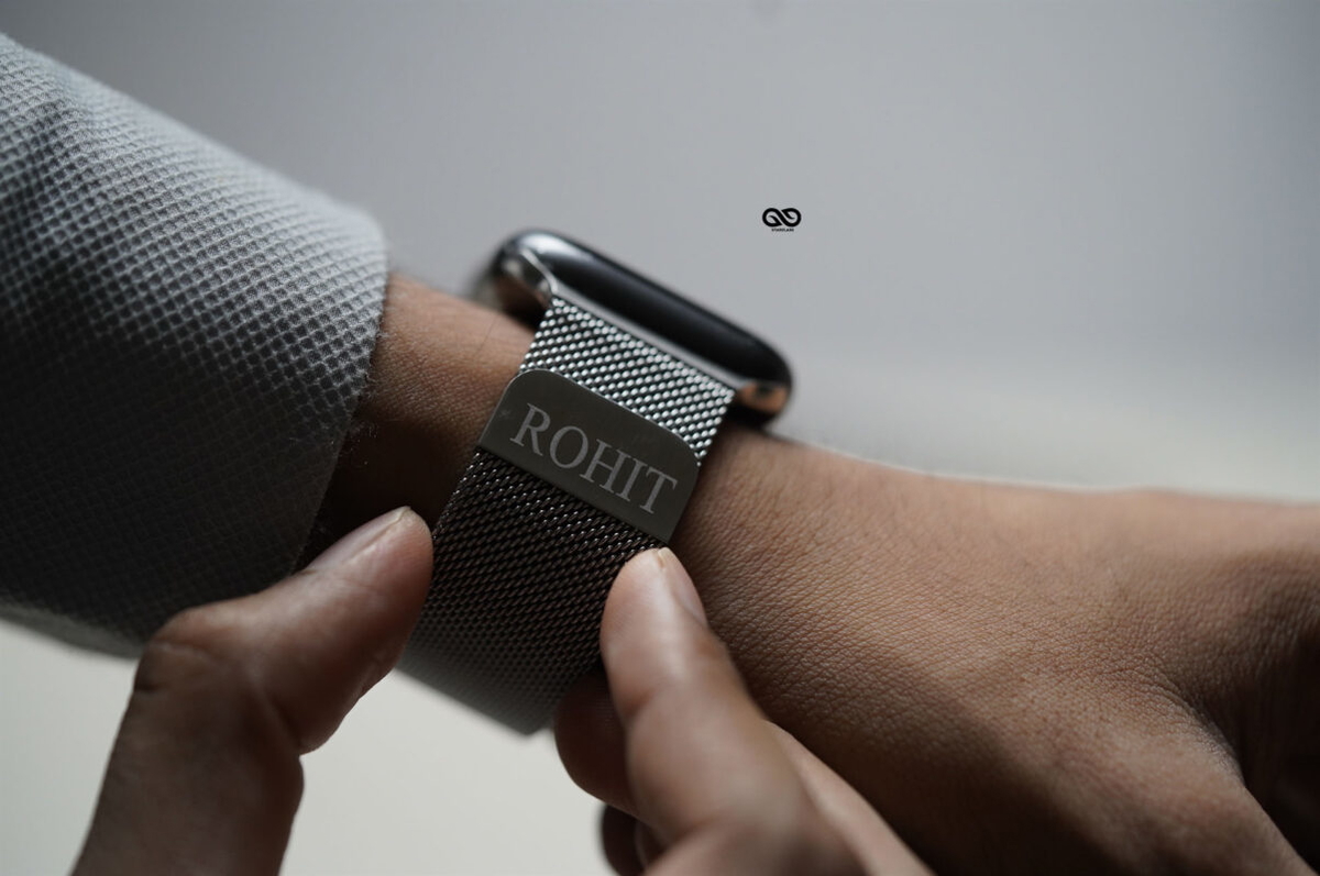 Personalized Magnetic metal loop strap for Apple Watch 42MM 41MM 40MM Series 4 5 6 7 8 9 10 11 SE SE 2 Gen