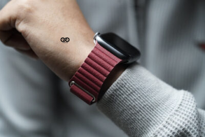 Wine Red Magnetic Leather Loop for Apple Watch 42MM 41MM 40MM Series 4 5 6 7 8 9 10 11 SE SE 2 Gen 9 Wine Red Magnetic Leather Loop for Apple Watch 42MM 41MM 40MM Series 4 5 6 7 8 9 10 11 SE SE 2 Gen