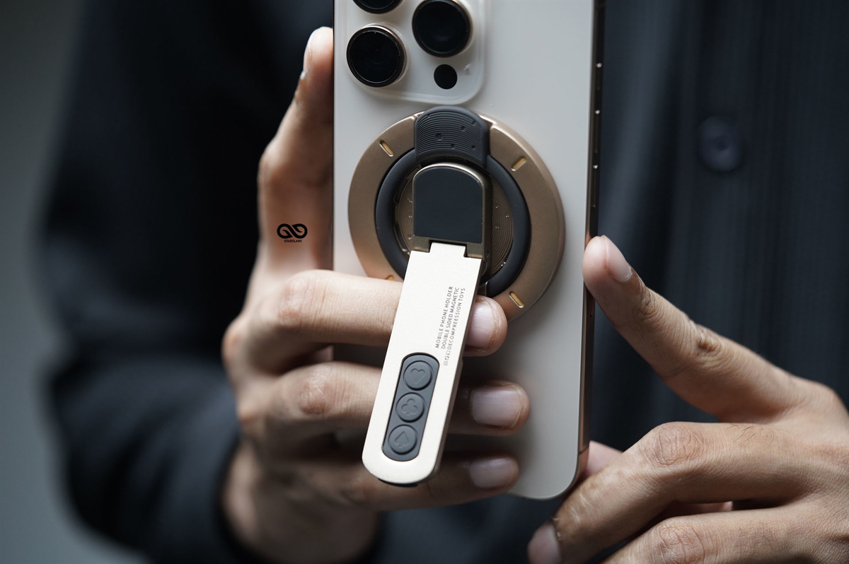 360 Degree Rotating Magnetic Ring Holder with Kickstand Feature 13 360 Degree Rotating Magnetic Ring Holder with Kickstand Feature - Image 13