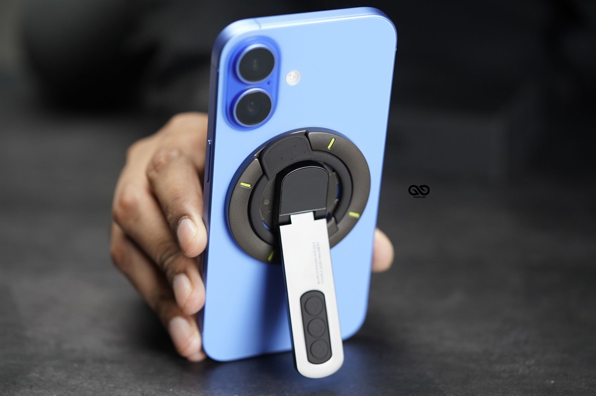 360 Degree Rotating Magnetic Ring Holder with Kickstand Feature 23 360 Degree Rotating Magnetic Ring Holder with Kickstand Feature - Image 23