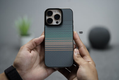 MagSafe Carbon Texture Back Panel for iPhone 16 Pro/ 16 Pro Max