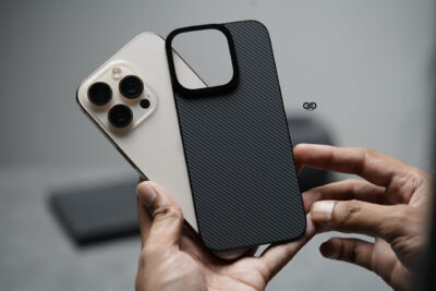 MagSafe Carbon Texture Back Panel for iPhone 16 Pro/ 16 Pro Max