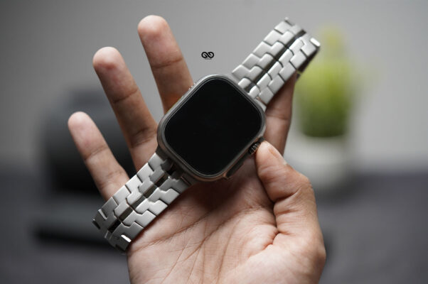 Titanium/Silver Link Chain Strap For Apple Watch 49 MM (Series Ultra/Ultra 2/Ultra 3)