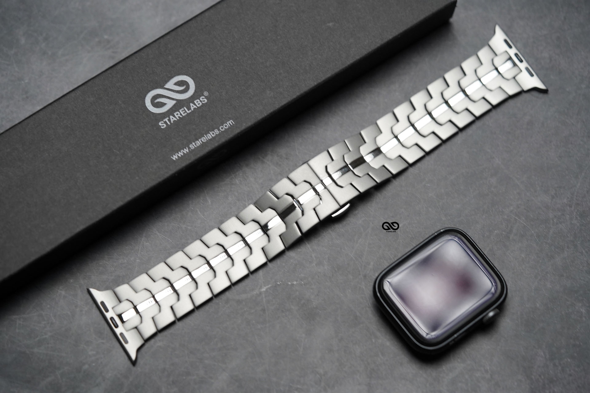 Titanium/Silver Link Chain Strap For Apple Watch 44MM 45MM 46MM Series 4 5 6 7 8 9 10 11 (SE 2 3 Gen) 2 Titanium/Silver Link Chain Strap For Apple Watch 44MM 45MM 46MM Series 4 5 6 7 8 9 10 11 (SE 2 3 Gen) - Image 2