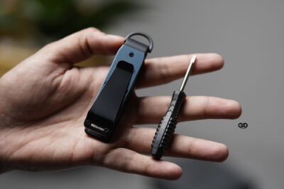 Compact Metallic Key Organizer