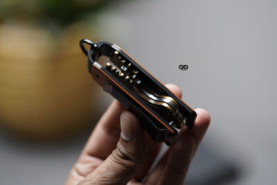 Compact Metallic Key Organizer