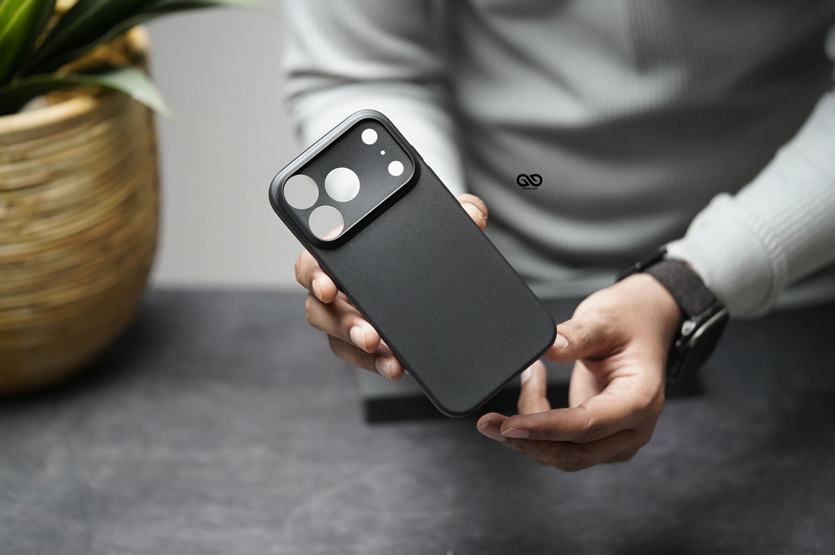 Dark Black Ultra Thin Case For iPhone Air/17 Pro/17 Pro Max (Camera Cutout) 18 Dark Black Ultra Thin Case For iPhone Air/17 Pro/17 Pro Max (Camera Cutout) - Image 18