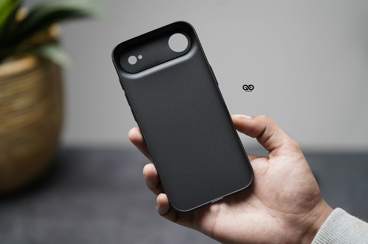 Dark Black Ultra Thin Case For iPhone Air/17 Pro/17 Pro Max (Camera Cutout) 7 Dark Black Ultra Thin Case For iPhone Air/17 Pro/17 Pro Max (Camera Cutout) - Image 7