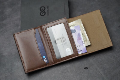 Essential Vegan Leather Card and Cash Holder