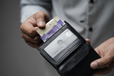 Essential Vegan Leather Card and Cash Holder