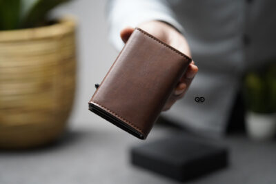 Essential Vegan Leather Card and Cash Holder