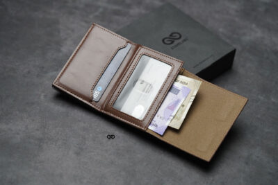 Essential Vegan Leather Card and Cash Holder