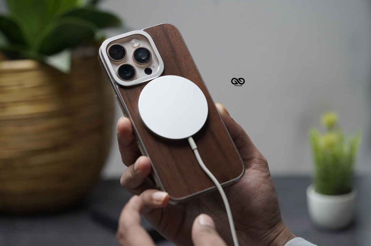 Real Wood Back Panel for iPhone 16 Pro/ 16 Pro Max