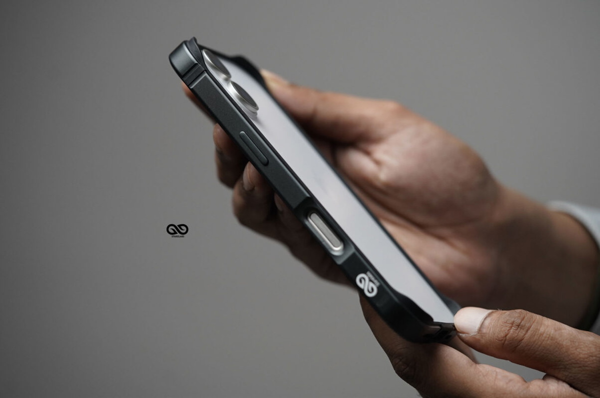 Space Grey Fiber Bumper for iPhone 17 (Bumper, not a Case)