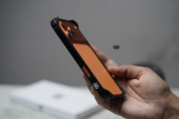 Black Fiber Bumper for iPhone 17 Pro Max (Bumper, not a Case)