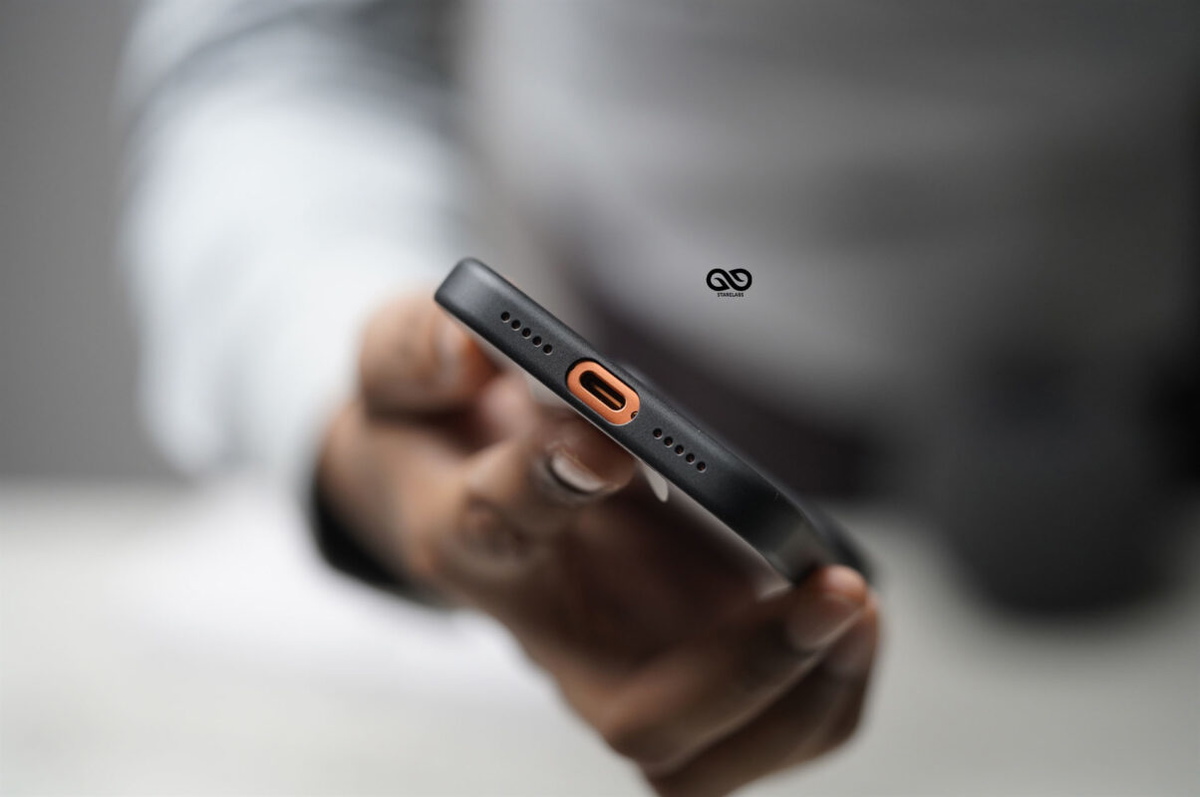 Dark Black Magsafe Ultra Thin Case For iPhone Air/17 Pro/17 Pro Max (Camera Cutout)