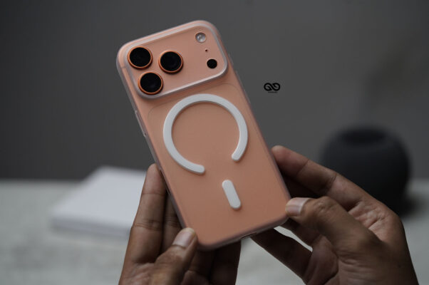 Frosted White Magsafe Ultra Thin Case For iPhone 17 Pro/17 Pro Max