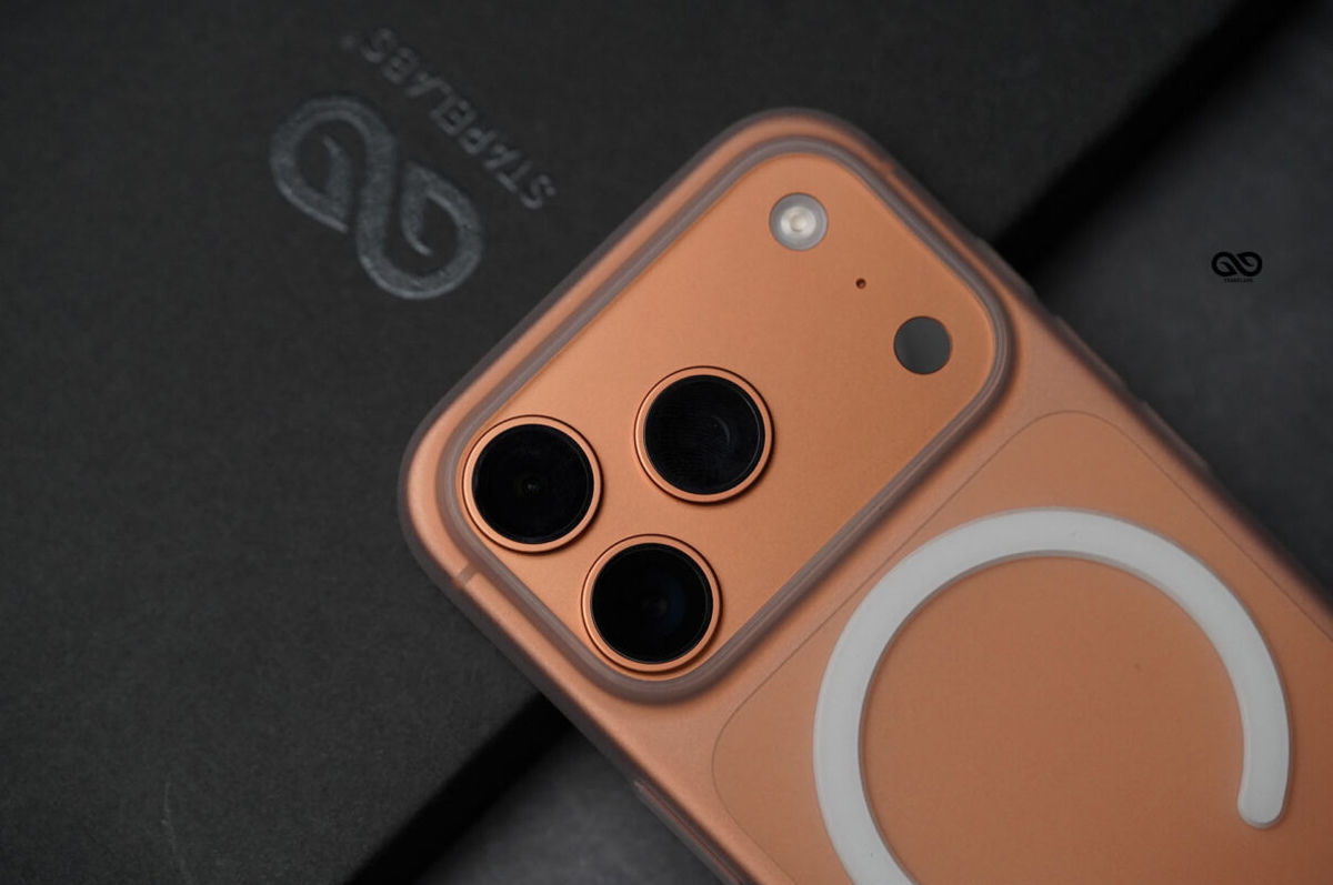 Frosted White Magsafe Ultra Thin Case For iPhone 17 Pro/17 Pro Max