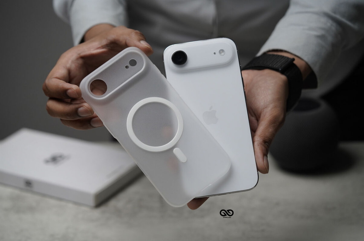 Frosted White Magsafe Ultra Thin Case For iPhone Air/17 (Without Camera Cutout)