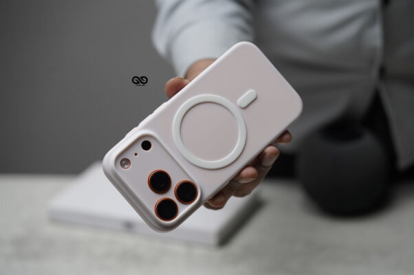 White Magsafe Ultra Thin Case For iPhone Air/17 Pro/17 Pro Max. (Camera Cutout)