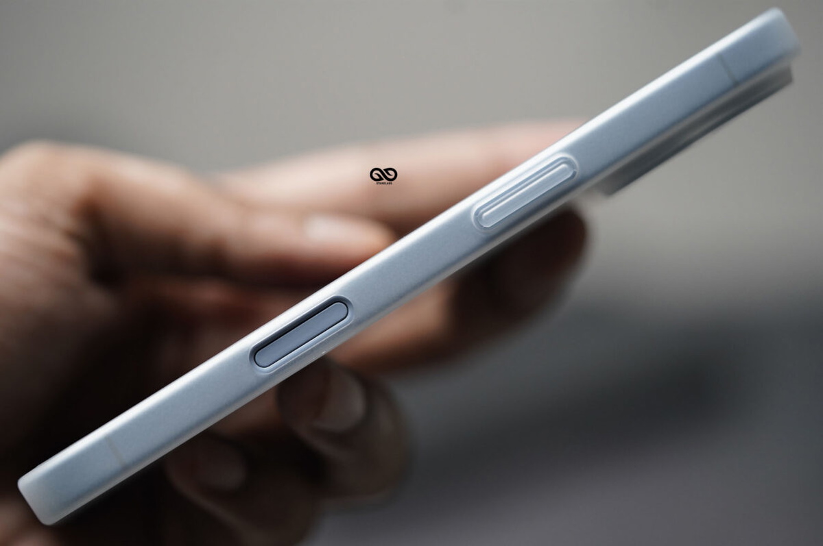 Frosted White Ultra Thin Case For iPhone Air/17/17Pro/17ProMax (Without Camera Cutout)