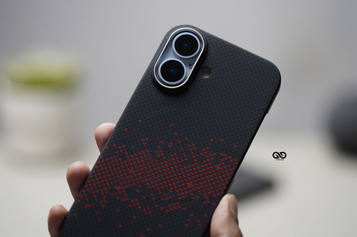 Magsafe Pixel Red Real Aramid Carbon Fiber Case For iPhone 17