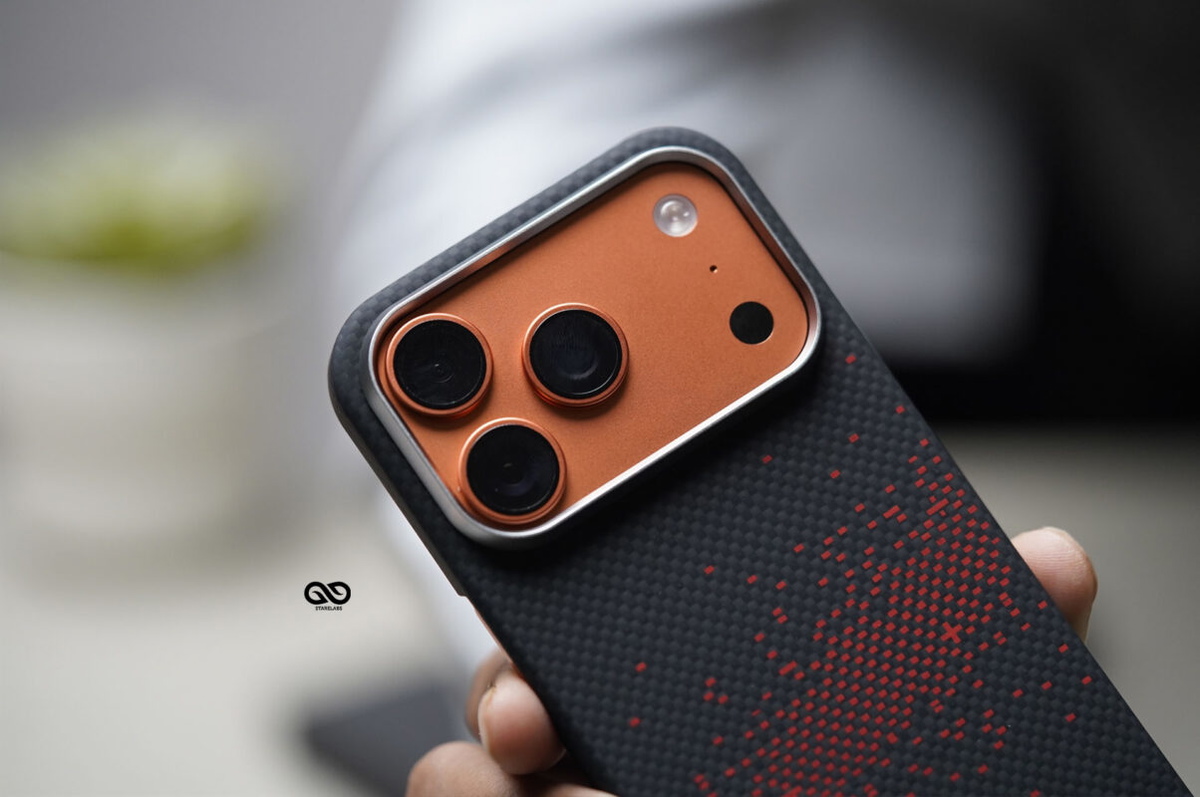 Magsafe Pixel Red Real Aramid Carbon Fiber Case For iPhone 17 Pro Max