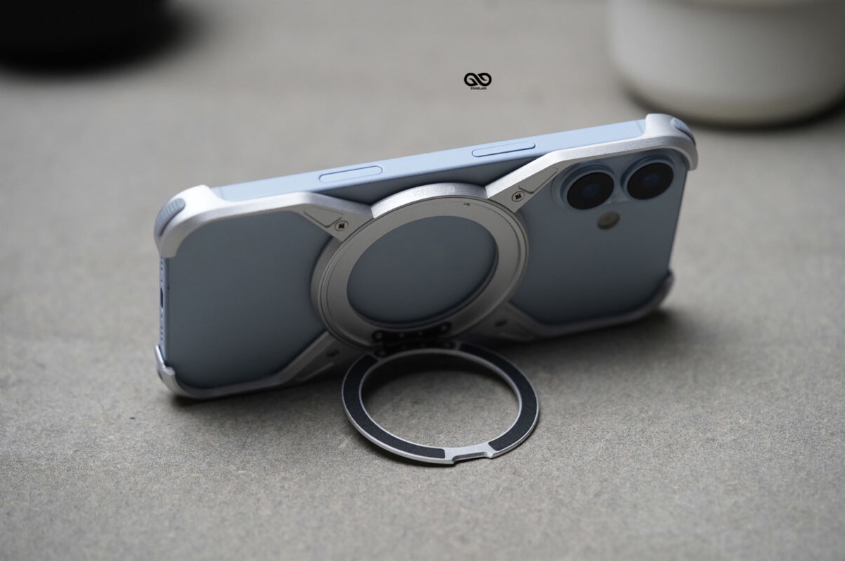 Titanium Armored Bumper with Kickstand Feature For iPhone 17/17PRO/17PROMAX