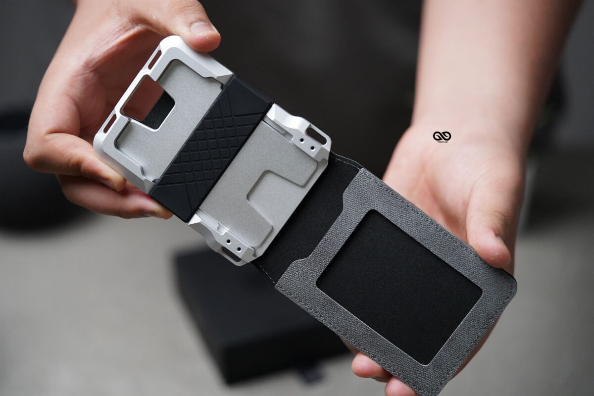 Hybrid Flip Texture Wallet with ID Window