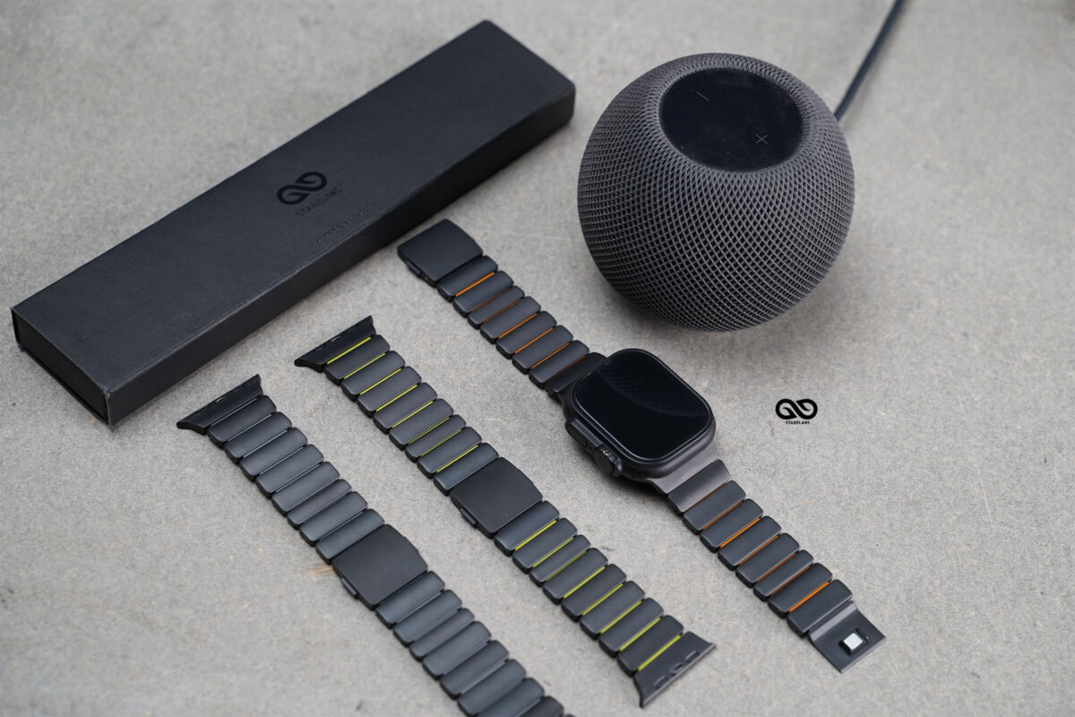 Ultraflex Titanium Link Strap with Magnetic Closure For Apple Watch 49 (Series Ultra/Ultra 2/Ultra 3) Classy Design
