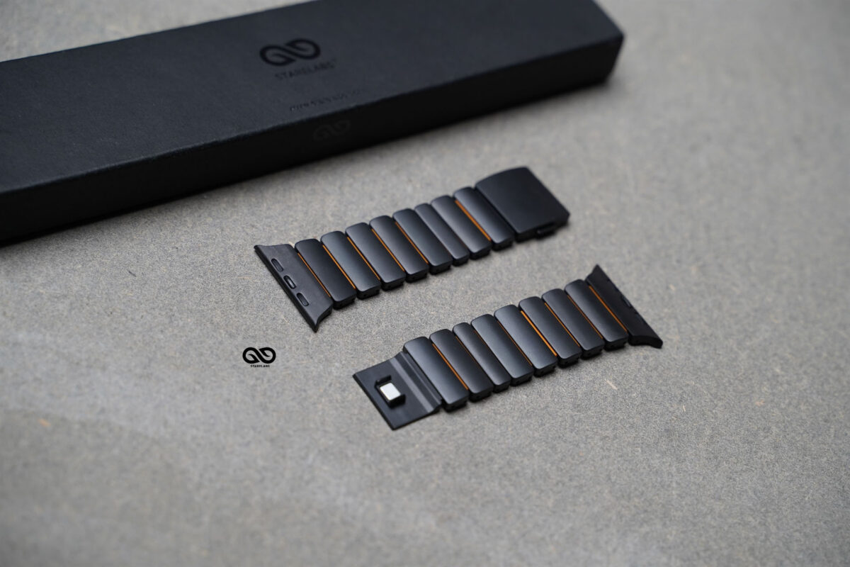 Ultraflex Titanium Link Strap with Magnetic Closure For Apple Watch 49 (Series Ultra/Ultra 2/Ultra 3) Classy Design