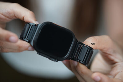Real Carbon Titanium Link Strap With Magnetic Closure For Apple Watch 49 (Series Ultra/Ultra 2/Ultra 3/Ultra 4) - Image 13