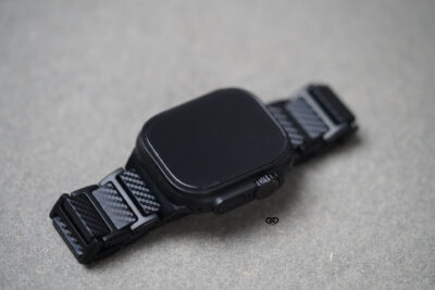 Real Carbon Titanium Link Strap With Magnetic Closure For Apple Watch 49 (Series Ultra/Ultra 2/Ultra 3/Ultra 4) - Image 16