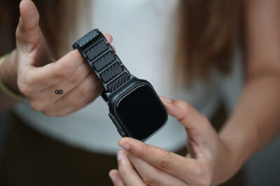 Real Carbon Titanium Link Strap With Magnetic Closure For Apple Watch 49 (Series Ultra/Ultra 2/Ultra 3/Ultra 4) - Image 29