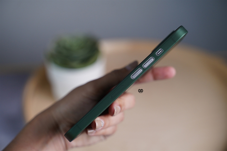 Green Ultra Thin Case for iPhone 13 Mini