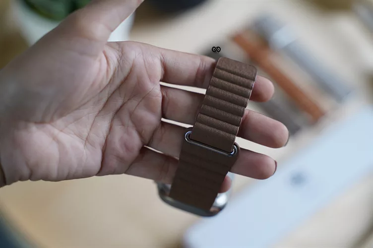 Saddle Brown Magnetic Leather Loop For Apple Watch 42MM 41MM 40MM Series 4 5 6 7 8 9 10 11 SE SE 2 Gen