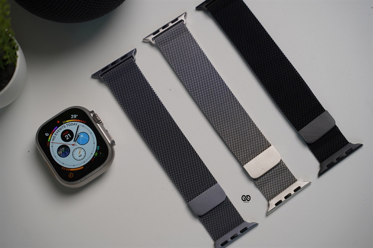 Milanese Magnetic Metal Loop For Apple Watch 49 MM (Series Ultra/Ultra 2/Ultra 3) 4 Milanese Magnetic Metal Loop For Apple Watch 49 MM (Series Ultra/Ultra 2/Ultra 3) - Image 4