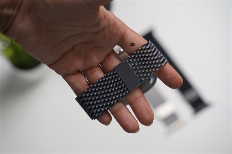 Milanese Magnetic Metal Loop For Apple Watch 49 MM (Series Ultra/Ultra 2/Ultra 3) 36 Milanese Magnetic Metal Loop For Apple Watch 49 MM (Series Ultra/Ultra 2/Ultra 3) - Image 36