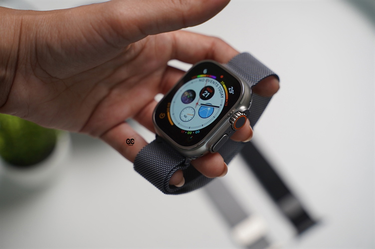 Milanese Magnetic Metal Loop For Apple Watch 49 MM (Series Ultra/Ultra 2/Ultra 3) 17 Milanese Magnetic Metal Loop For Apple Watch 49 MM (Series Ultra/Ultra 2/Ultra 3) - Image 17