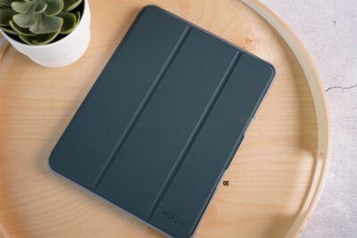 iPad Flip series kickstand case with pen slot
