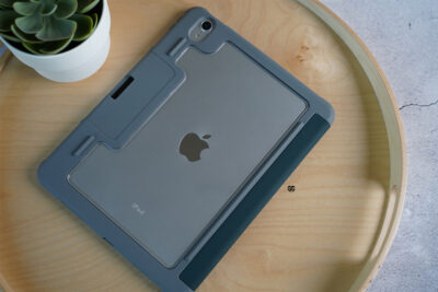 iPad Flip series kickstand case with pen slot 66 iPad Flip series kickstand case with pen slot