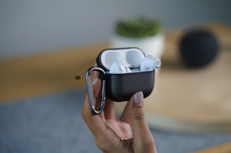 Rugged Translucent Airpods Pro (2nd Generation) Case