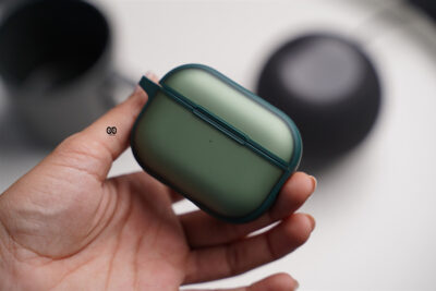 Green Slim Matte Case For AirPods Pro (2nd Generation)
