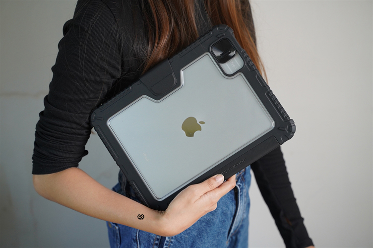 iPad 10th/11th Gen/A16 Bumper leather Case with transparent back and camera shutter for (11 Inch 2025/10.9 Inch 2022) 6 iPad 10th/11th Gen/A16 Bumper leather Case with transparent back and camera shutter for (11 Inch 2025/10.9 Inch 2022) - Image 6